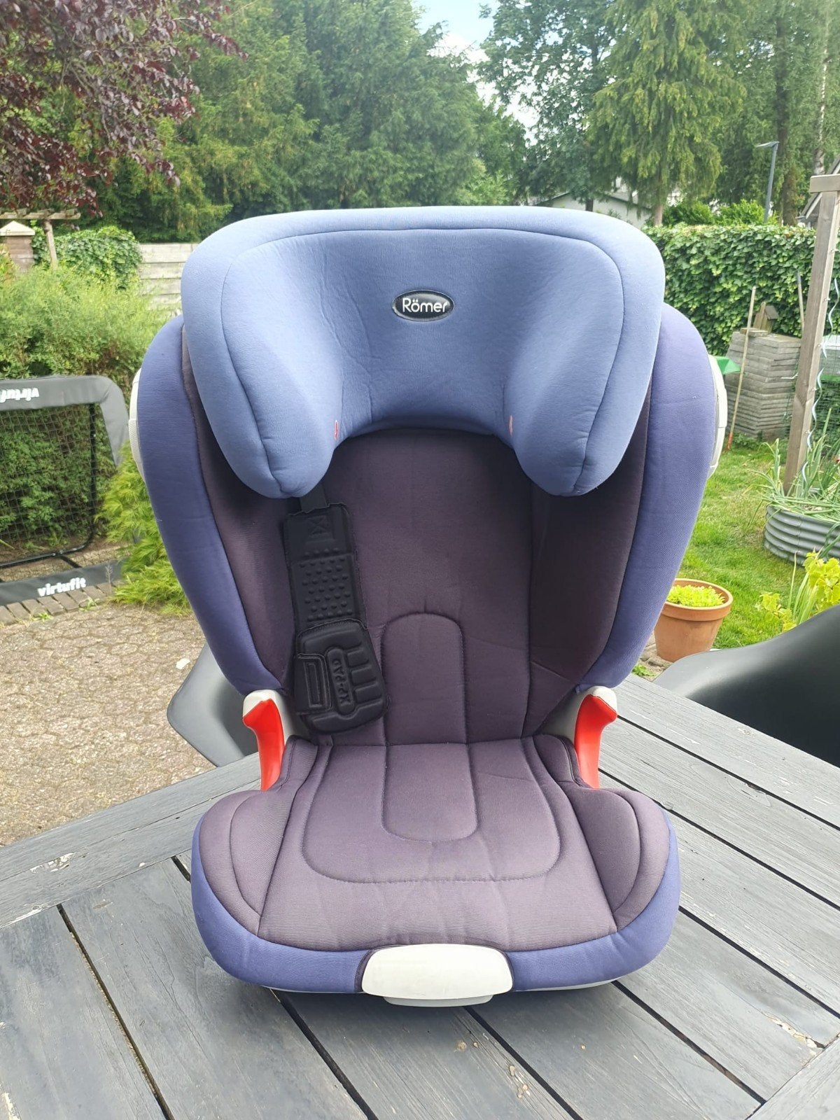 Römer autostoel met Isofix - Comfortabel en Veilig, Ophalen, Romer, Autogordel of Isofix, Zo goed als nieuw