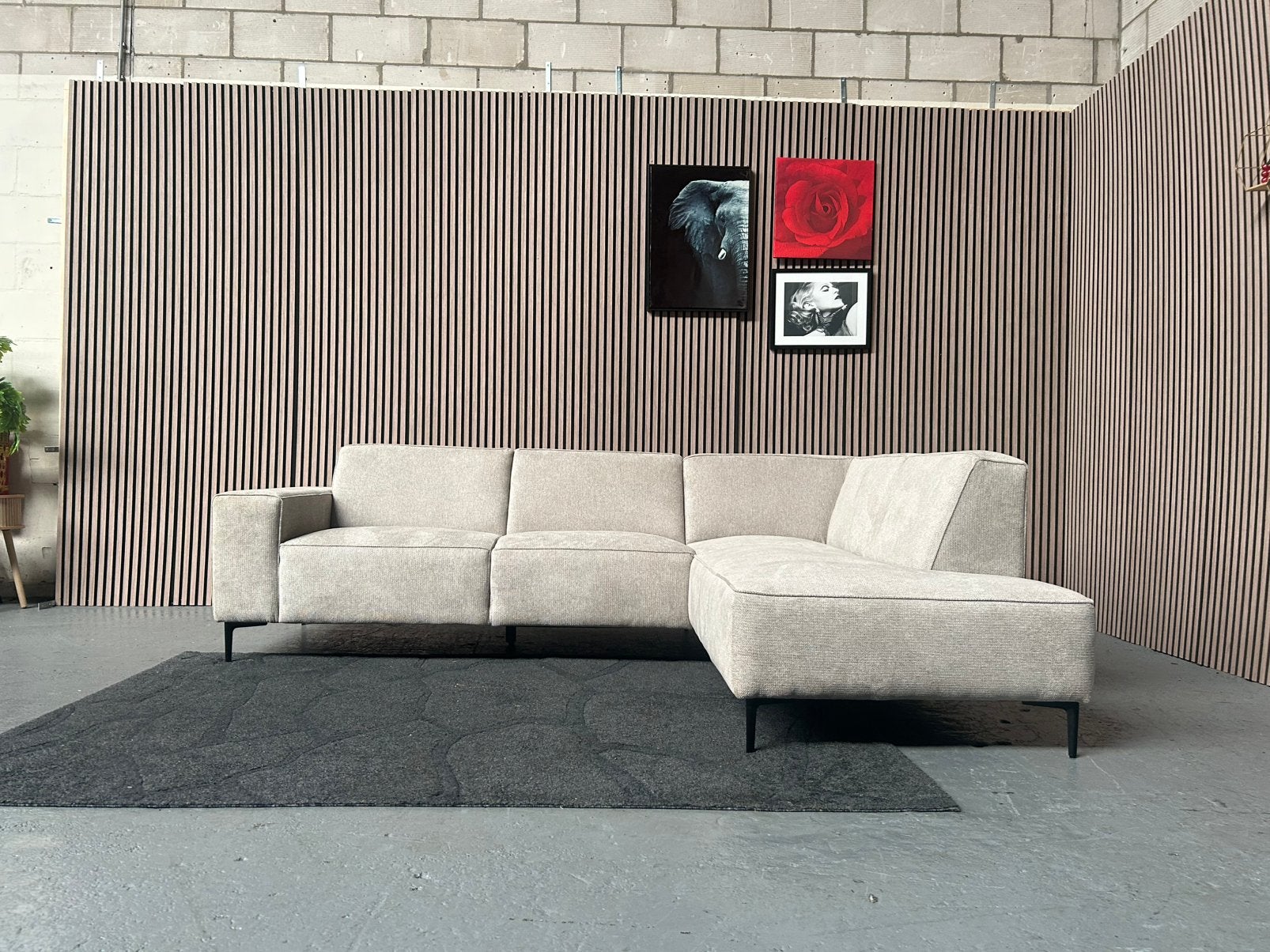 GRATIS LEVERING Hoekbank Beige 260X200 SHOWROOMMODEL, 250 tot 300 cm, Beige showroom model nieuw, Hoekbank, Nieuw