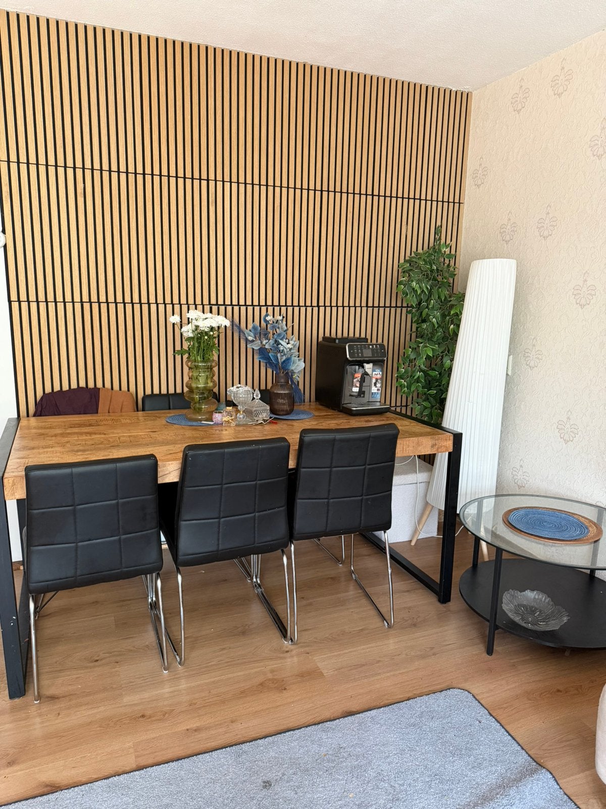 Tafel met 6 stolen, Ophalen, Zo goed als nieuw