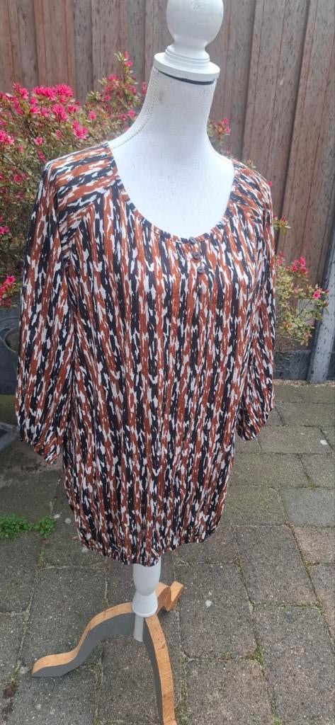 Bruin zwart tshirt/top van So Soire, Zwart, Maat 42/44 (L), Ophalen of Verzenden, Zo goed als nieuw
