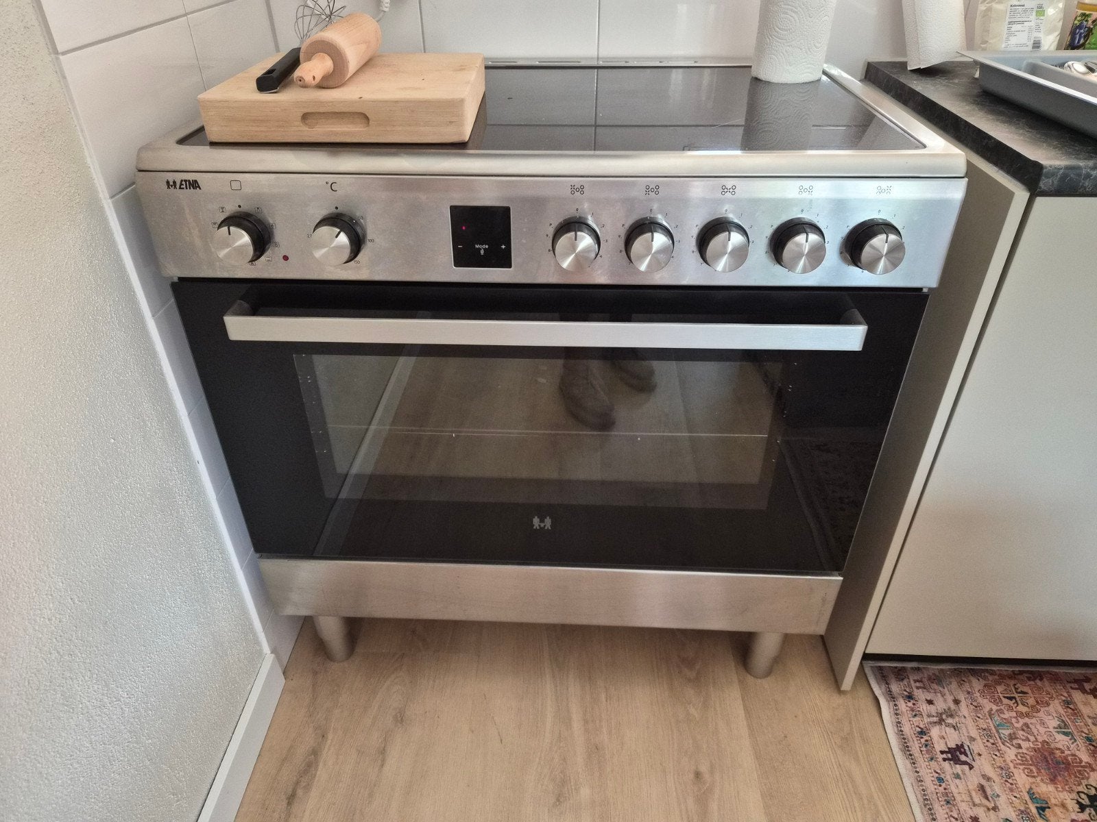 Etna Vrijstaand Inductie Fornuis met Oven, Witgoed en Apparatuur, Fornuizen, Ophalen, Gebruikt, 60 cm of meer, 4 kookzones