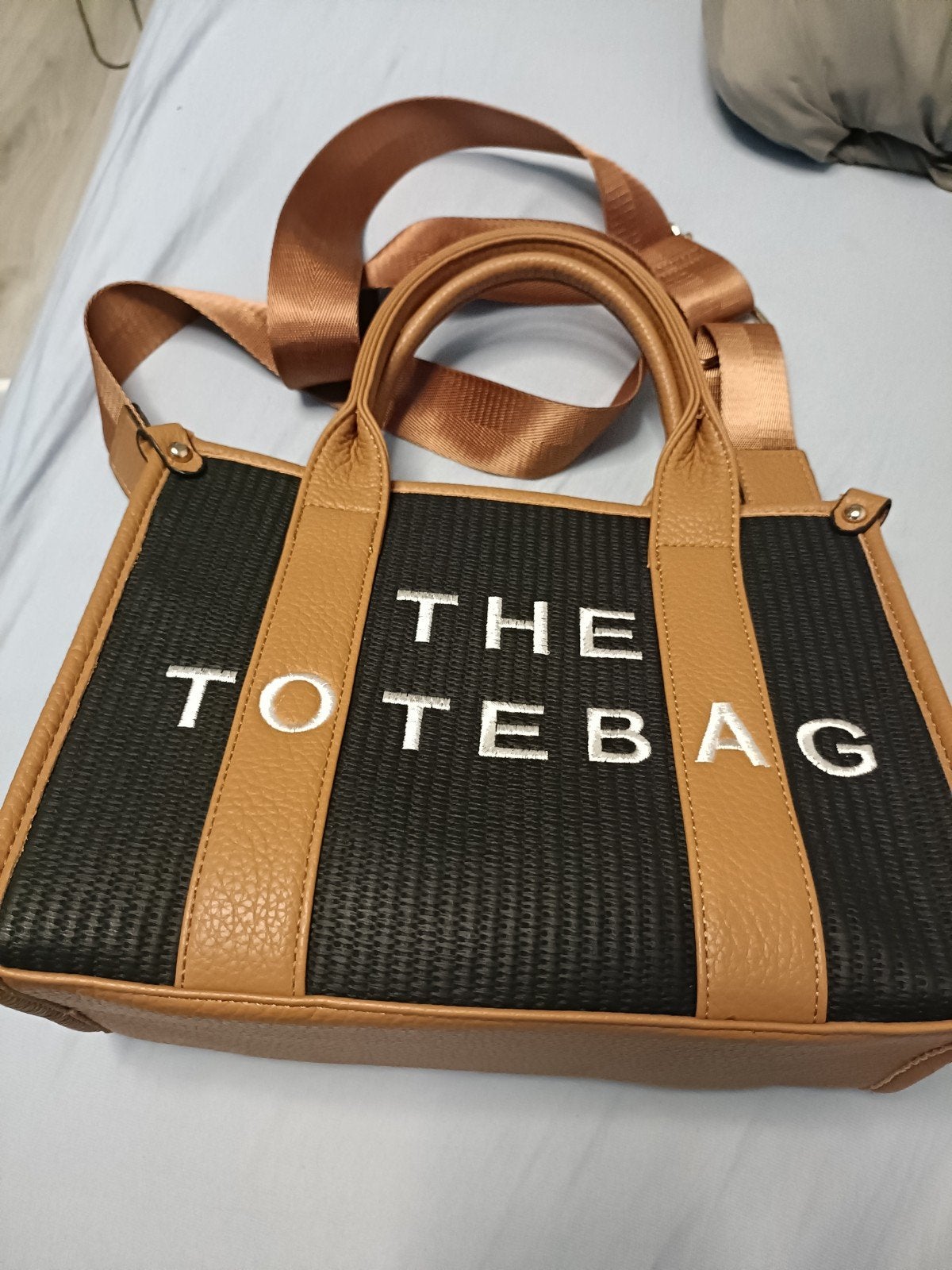 The totebag heuptas zwart met wit, Sieraden, Tassen en Uiterlijk, Ophalen of Verzenden, Zo goed als nieuw, Zwart, Overige typen