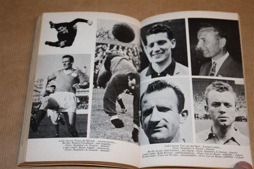 75 jaar KNVB. Een voetbal-documentaire. 1964., Boeken, Ophalen of Verzenden, Gelezen, Watersport en Hengelsport