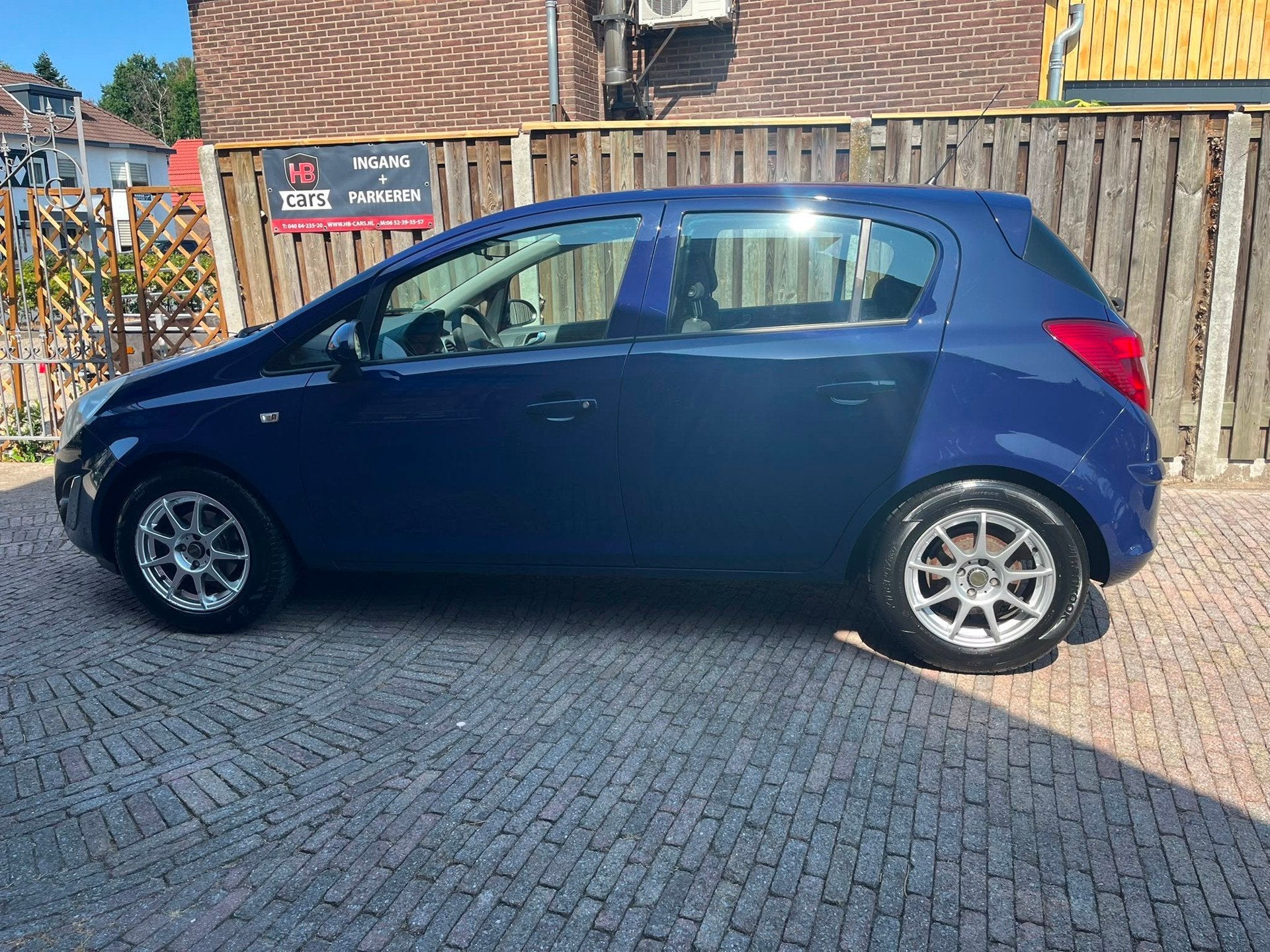 Opel Corsa 1.4-16V Cosmo, Voorwielaandrijving, Euro 5, Gebruikt, 1398 cc
