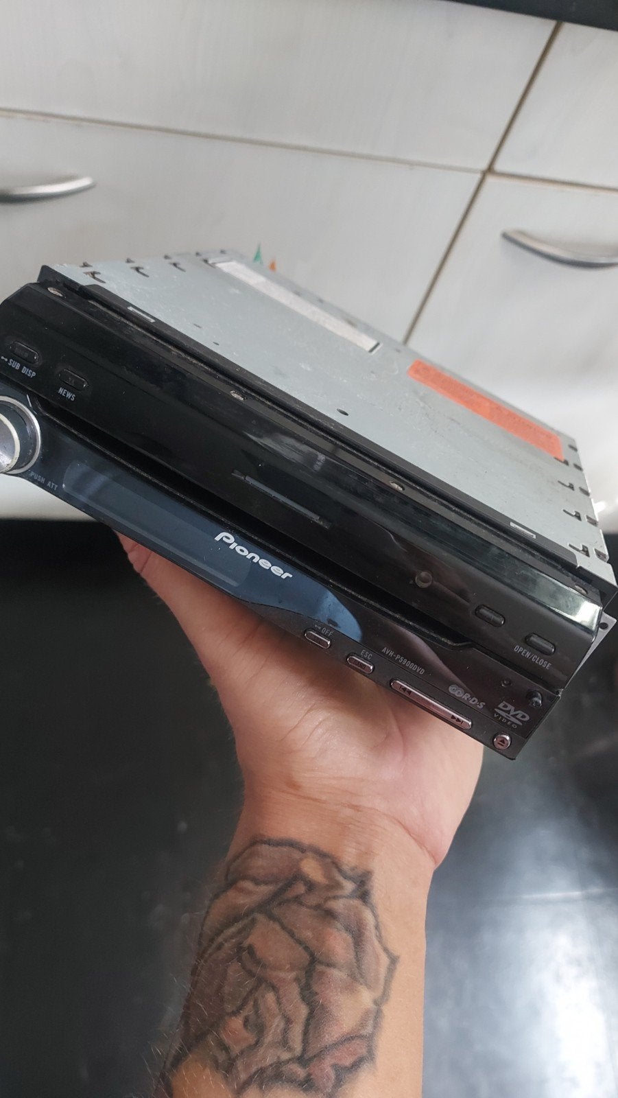 Autoradio met klapscherm, Ophalen of Verzenden, Gebruikt