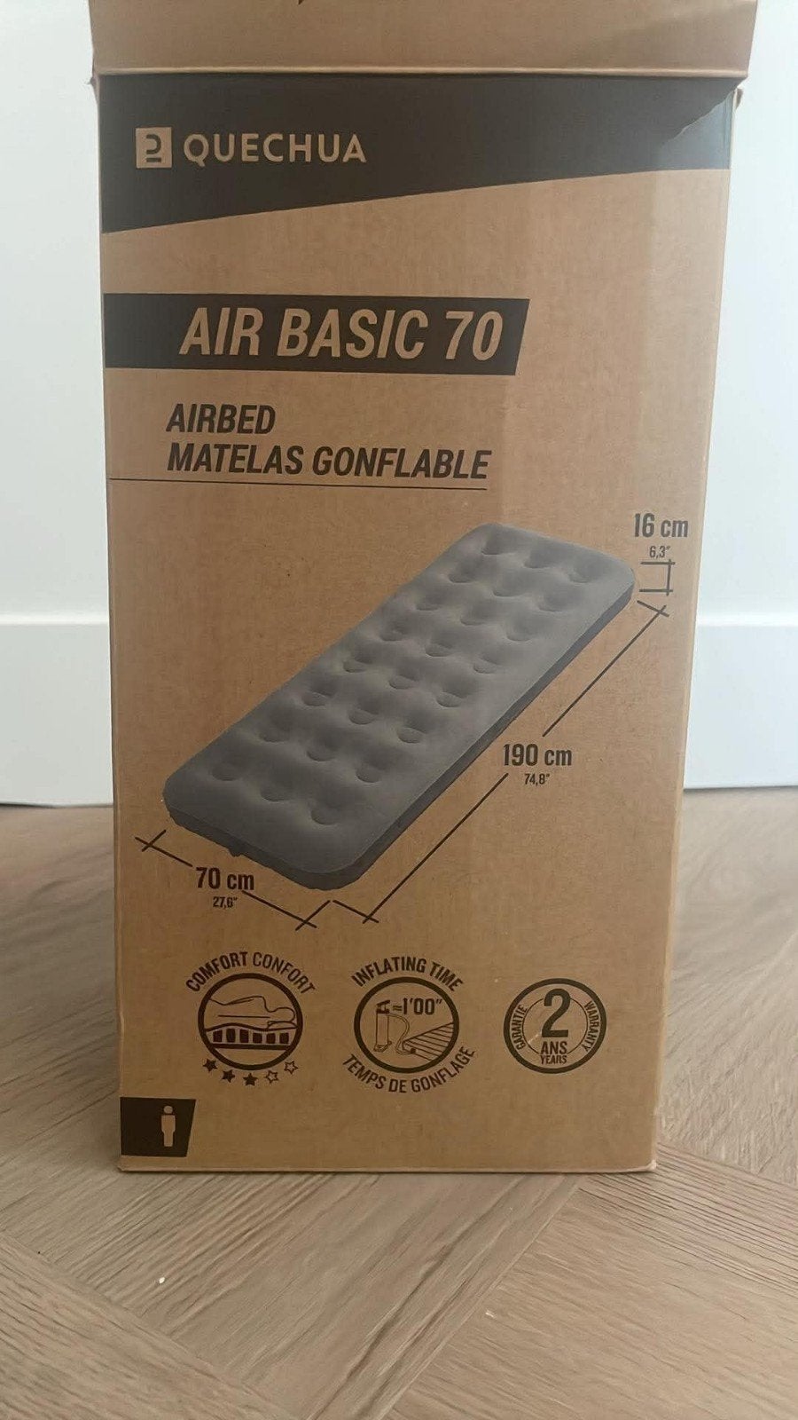 QUECHUA Air Basic Luchtbed 190x70 cm met handpomp, Caravans en Kamperen, Luchtbedden, Ophalen, Zo goed als nieuw, 1-persoons