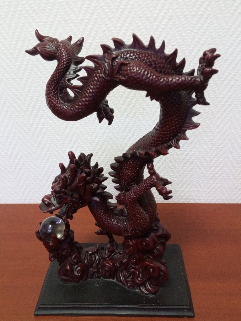 beeld chinese draak, Antiek en Kunst, 40 cm, Bruin, Ophalen of Verzenden, China