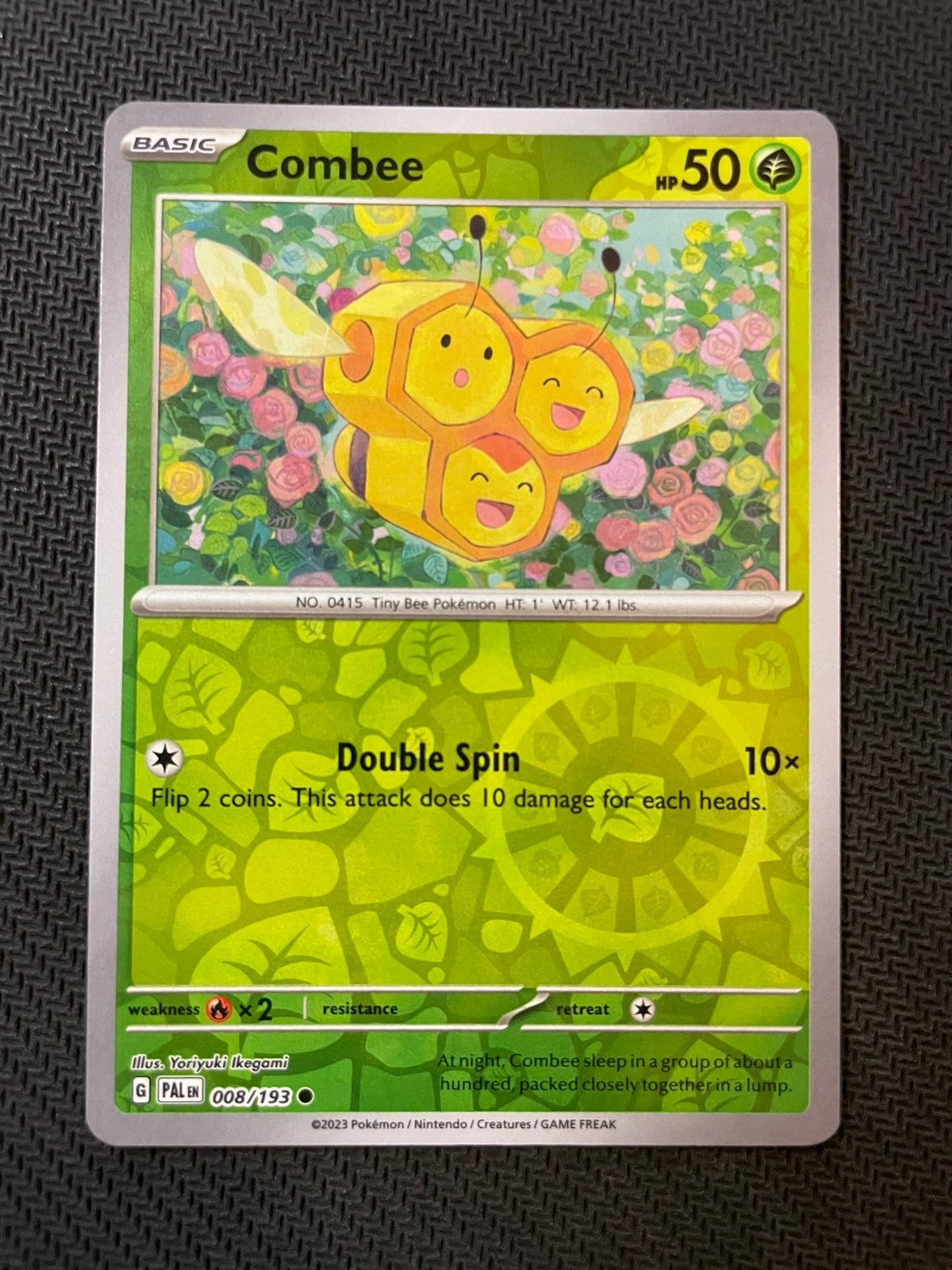 Combee 008/193 Reverse Holo Paldea Evolved Packfresh, Ophalen of Verzenden, Zo goed als nieuw