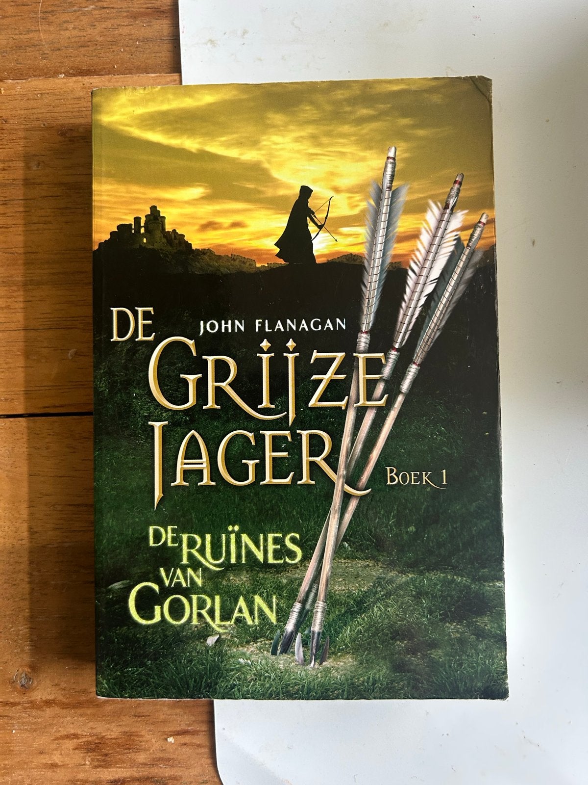 John Flanagan - De ruïnes van Gorlan, Boeken, Ophalen of Verzenden, Zo goed als nieuw, John Flanagan