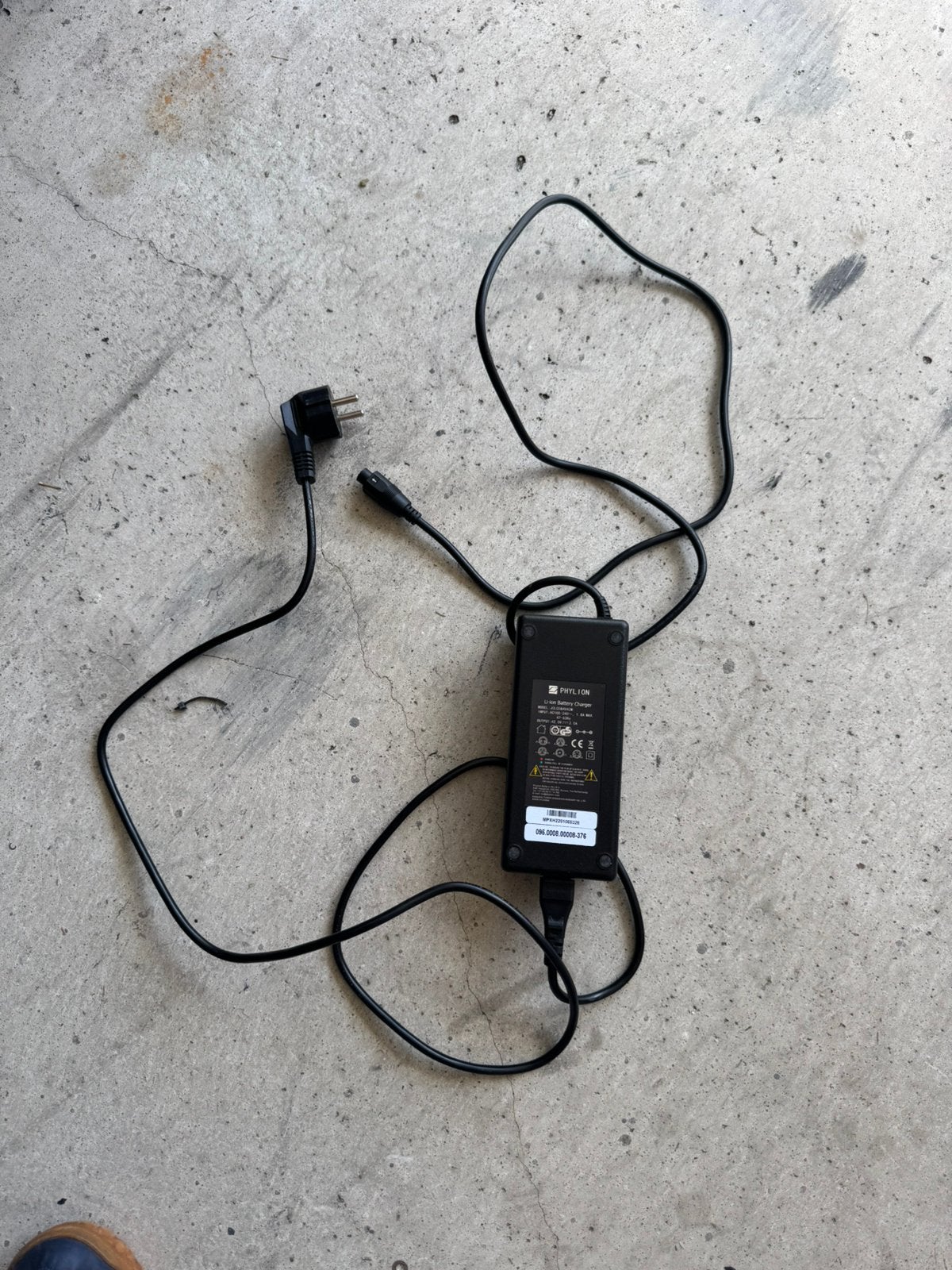 Sparta Batavus oplader 5 pin, Ophalen of Verzenden, Zo goed als nieuw