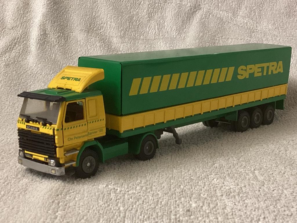 SCANIA 142 Vrachtwagen met Trailer van Spetra Transport, Ophalen of Verzenden, Zo goed als nieuw, Bus of Vrachtwagen, Tekno