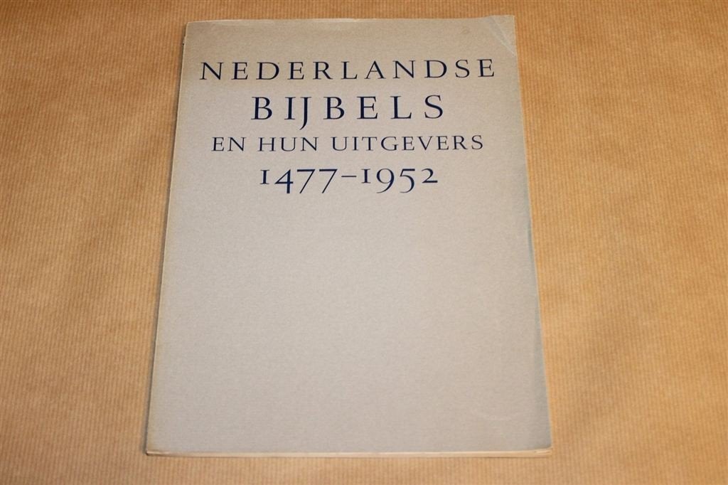 Nederlandse Bijbels en Hun Uitgevers — Proost [1952], Ophalen of Verzenden, Gelezen