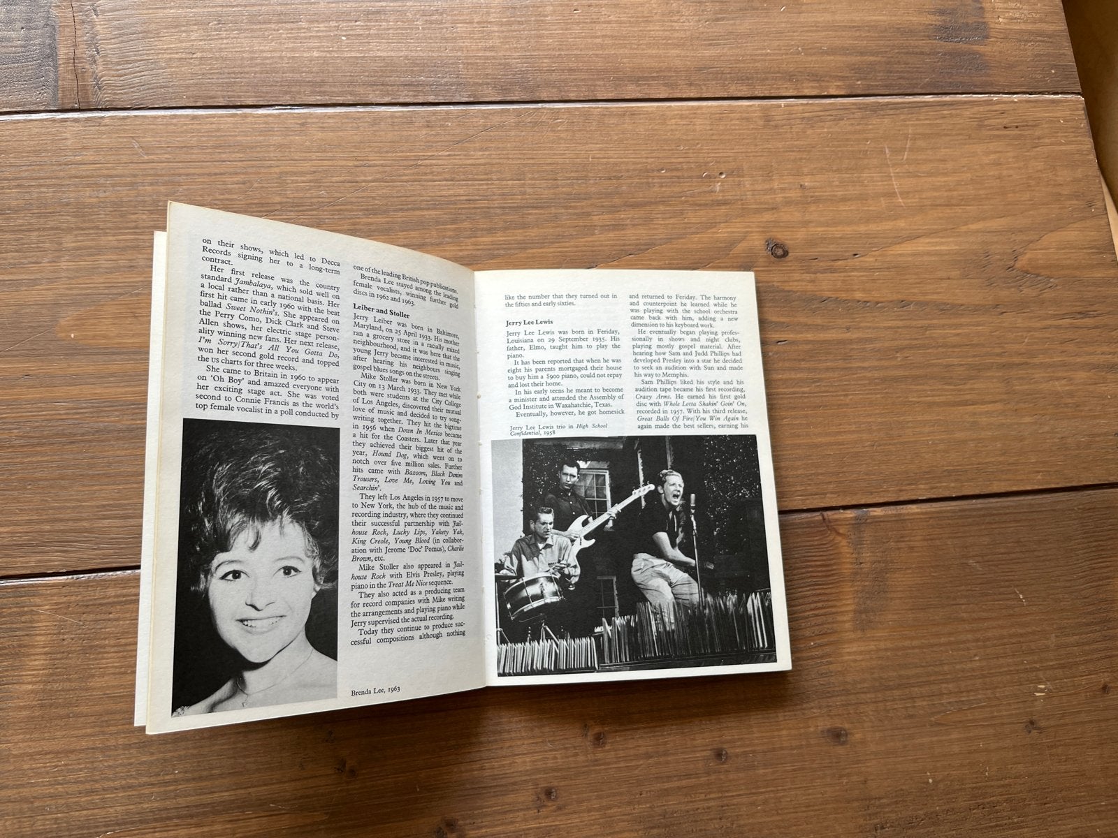 An A-Z of Rock and Roll - Graham Wood (1971), Ophalen of Verzenden, Gelezen, Genre of Stijl