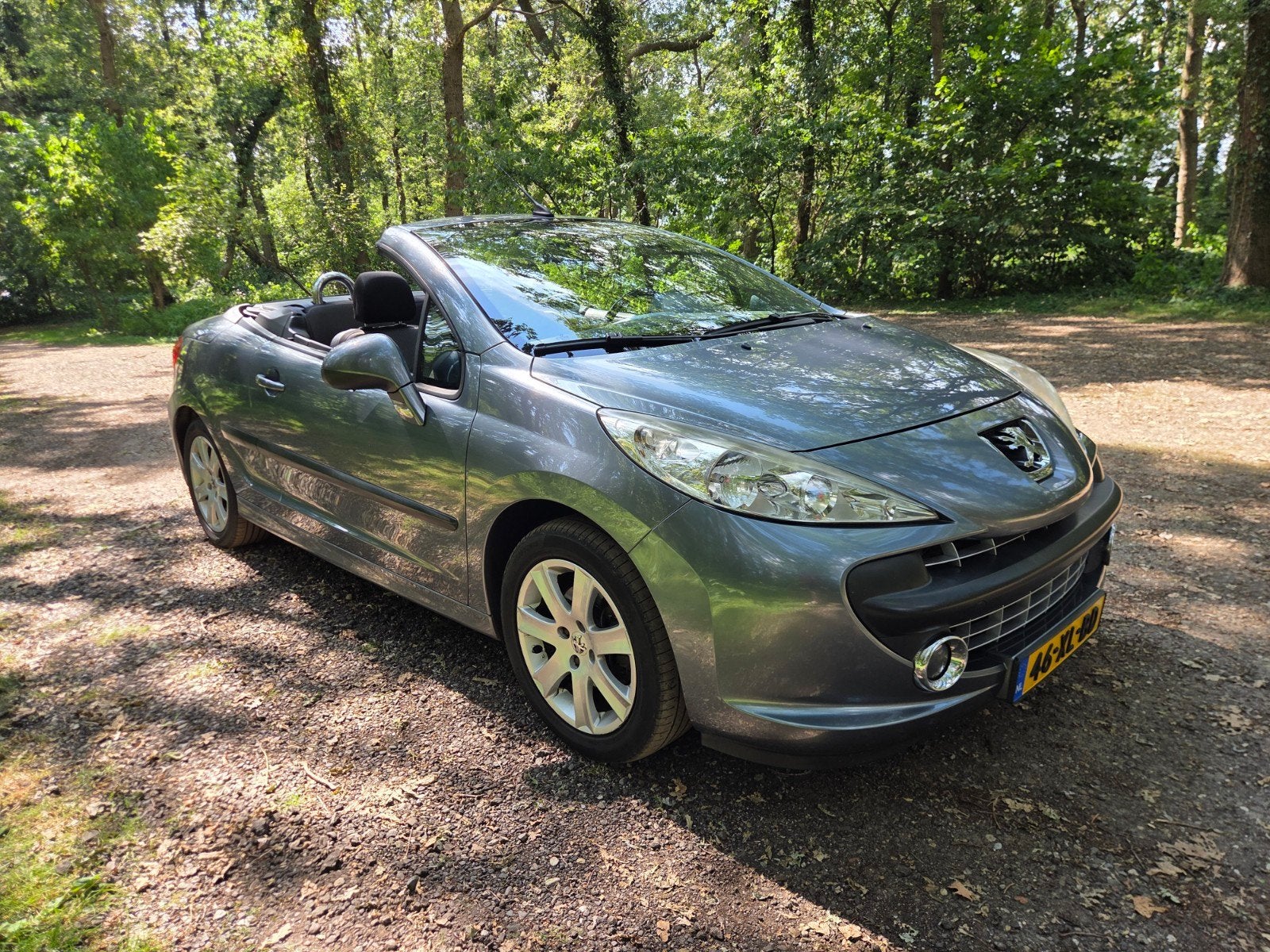 Peugeot 207 CC 1.6 VTi Premiere / Airco, Voorwielaandrijving, Zwart, 4 cilinders, Cabriolet