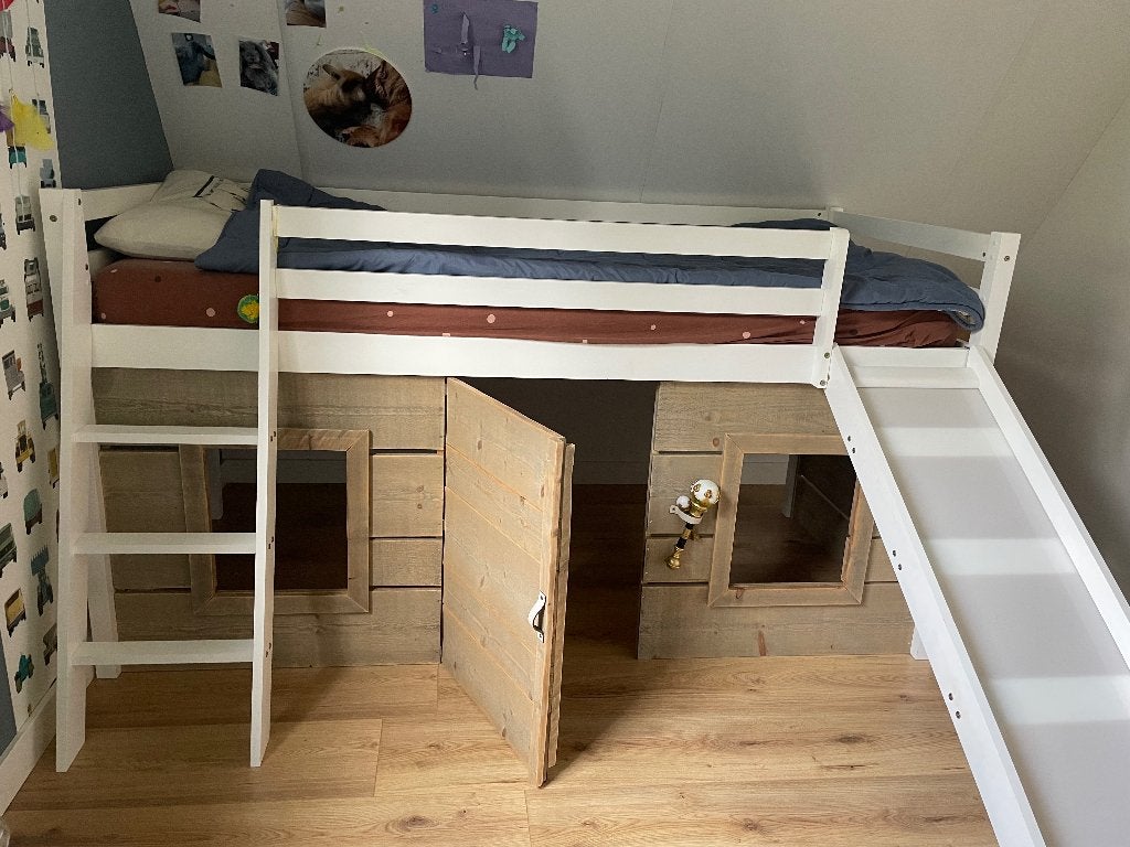 Hoogslaper met glijbaan, trap en speelhuisje, Ophalen, Gebruikt, Hoogslaper