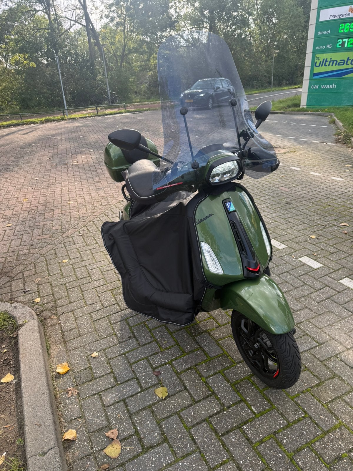 Vespa Sprint 125 RST Facelift 2026 - Verde Ribelle, Ophalen, Nieuw, Benzine, Vespa