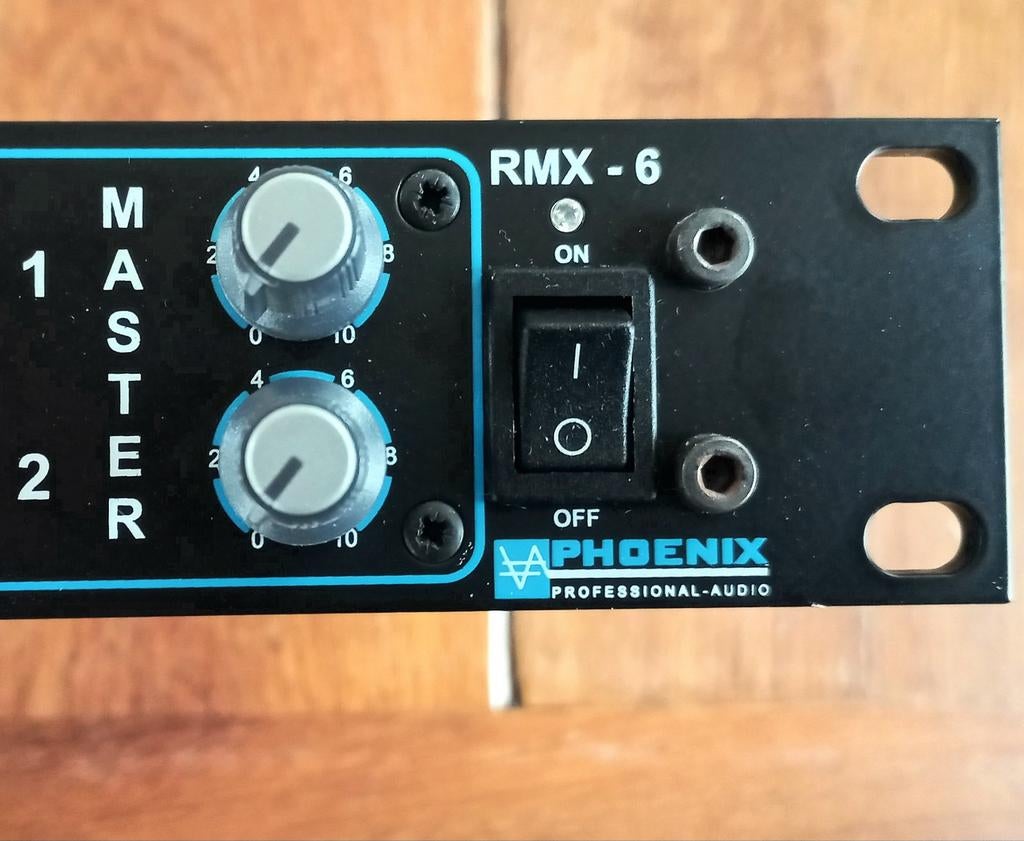 Phoenix RMX-6 Rackmixer (de 2e!), Muziek en Instrumenten, Mengpanelen, Ophalen of Verzenden, Zo goed als nieuw, 5 tot 10 kanalen