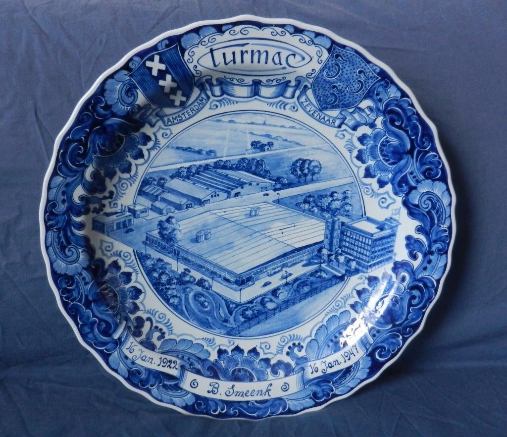 Grote blauwe plateel schaal tbv Turmac 1947 Kon Zuid Holland, Ophalen of Verzenden