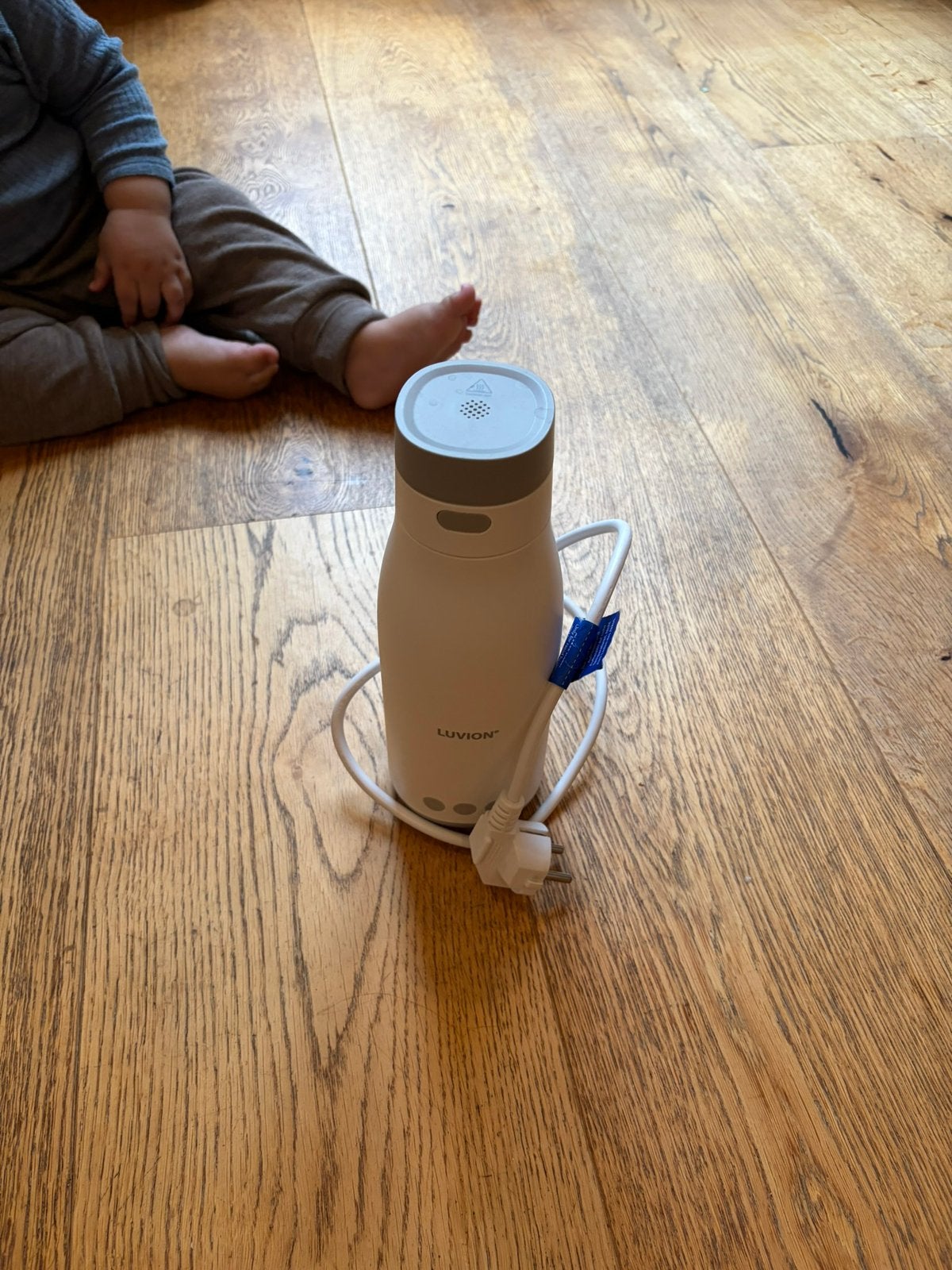 LUVION Draagbare Thermosfles Flessenwarmer, Ophalen of Verzenden, Zo goed als nieuw, Flessen- of potjesverwarmer