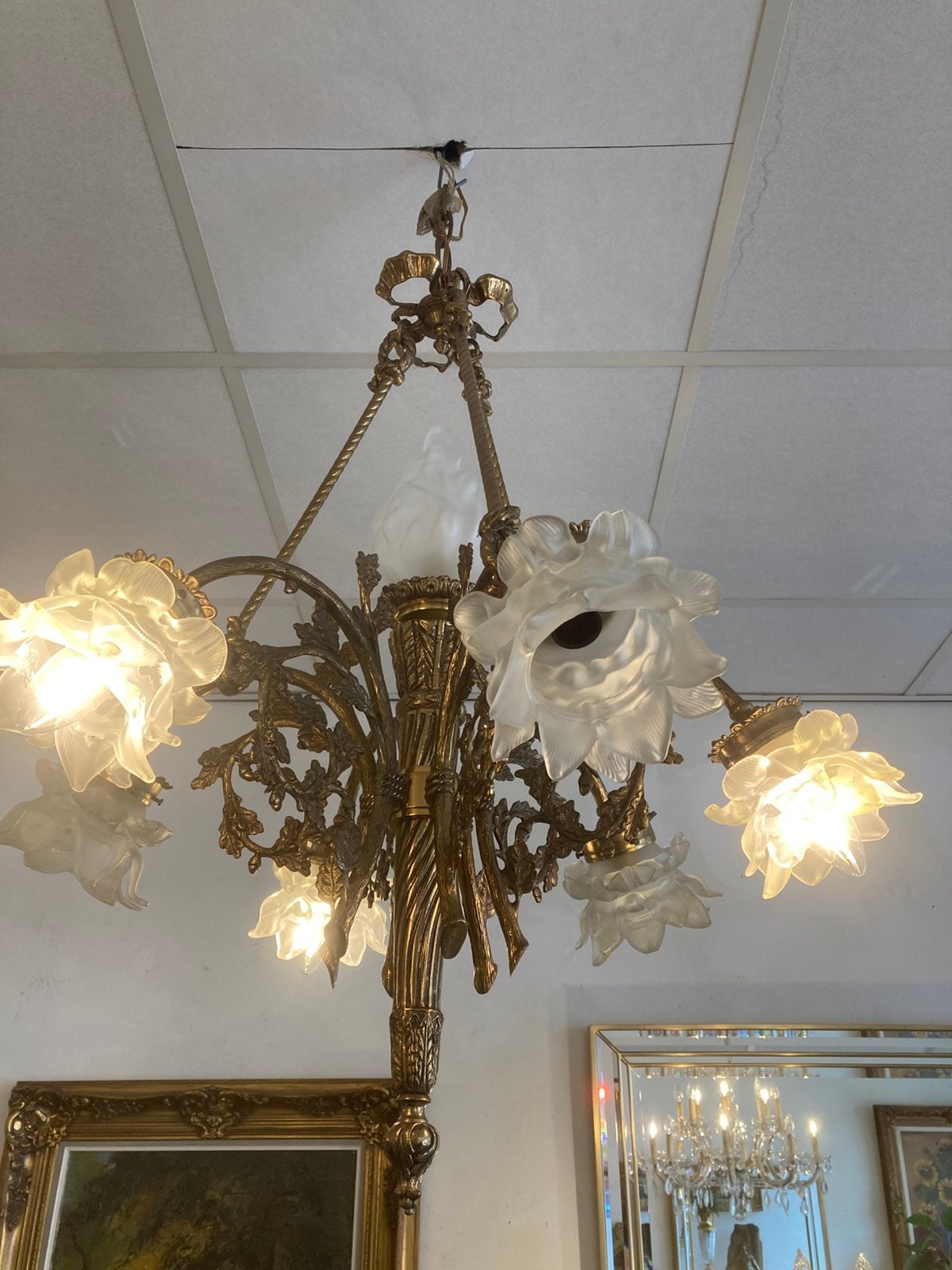 Mooie bronzen kroonluchter met dubbele rozen en vlam, Ophalen
