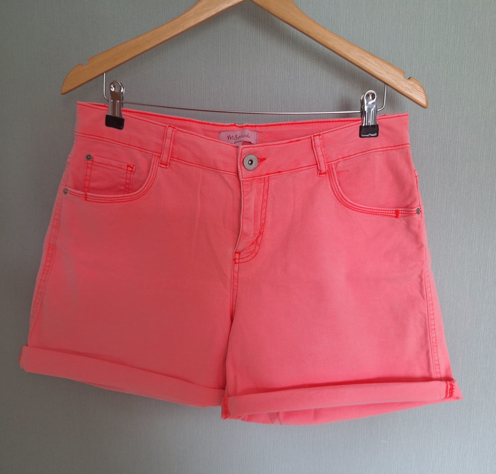 Roze korte broek van MSMode, Kleding | Dames, Maat 38/40 (M), Kort, Ophalen of Verzenden, Roze
