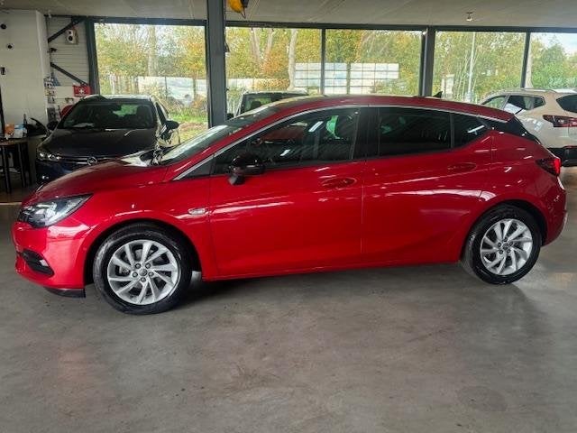 Opel Astra 1.2T 130pk Business Elegance, Auto's, 1350 kg, Gebruikt, 1199 cc, 620 kg
