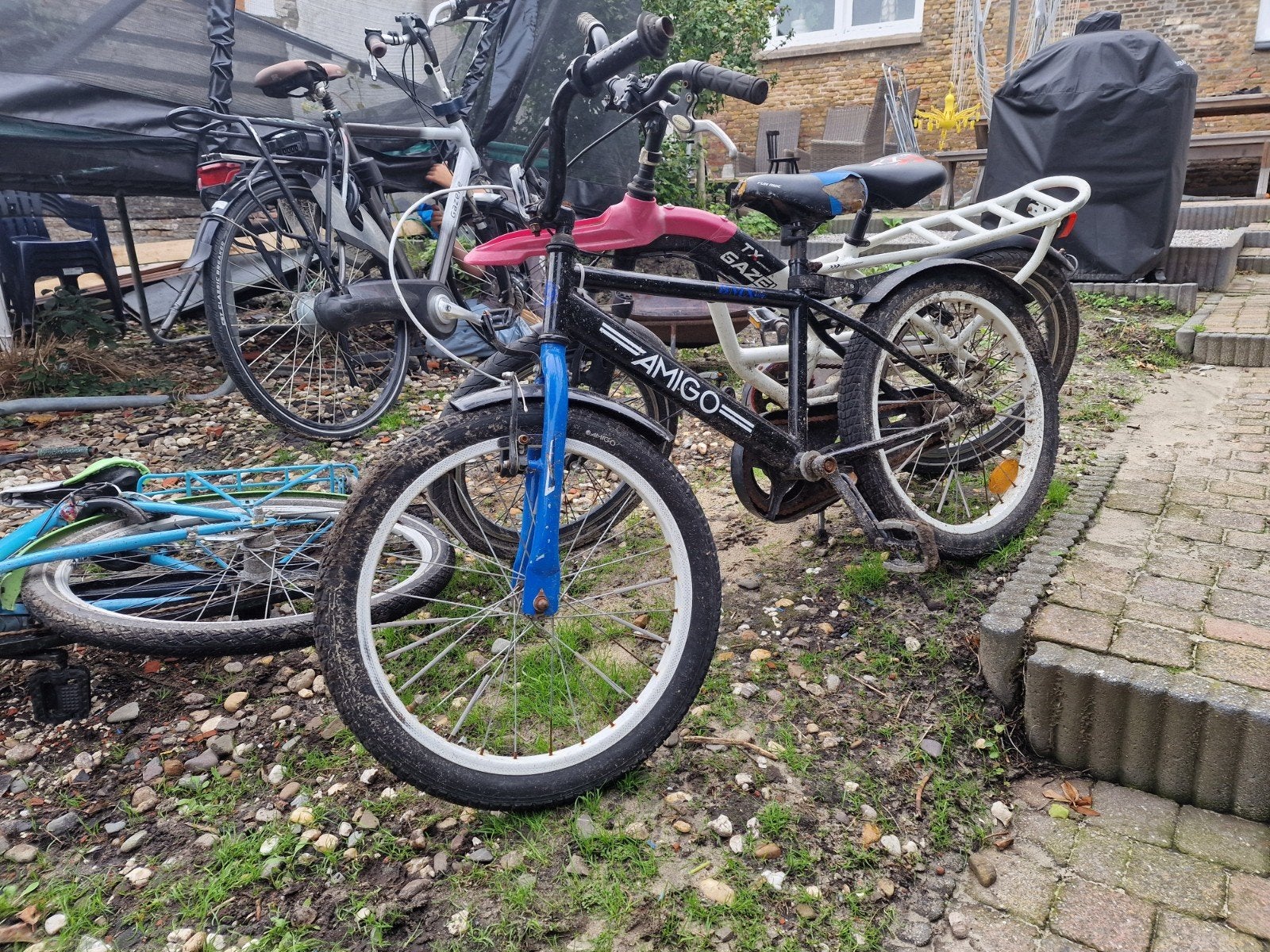 Diverse kinderfietsen: 2 jongensfietsen- en een meisjesfiets, Ophalen, Gebruikt, Terugtraprem, Overige merken