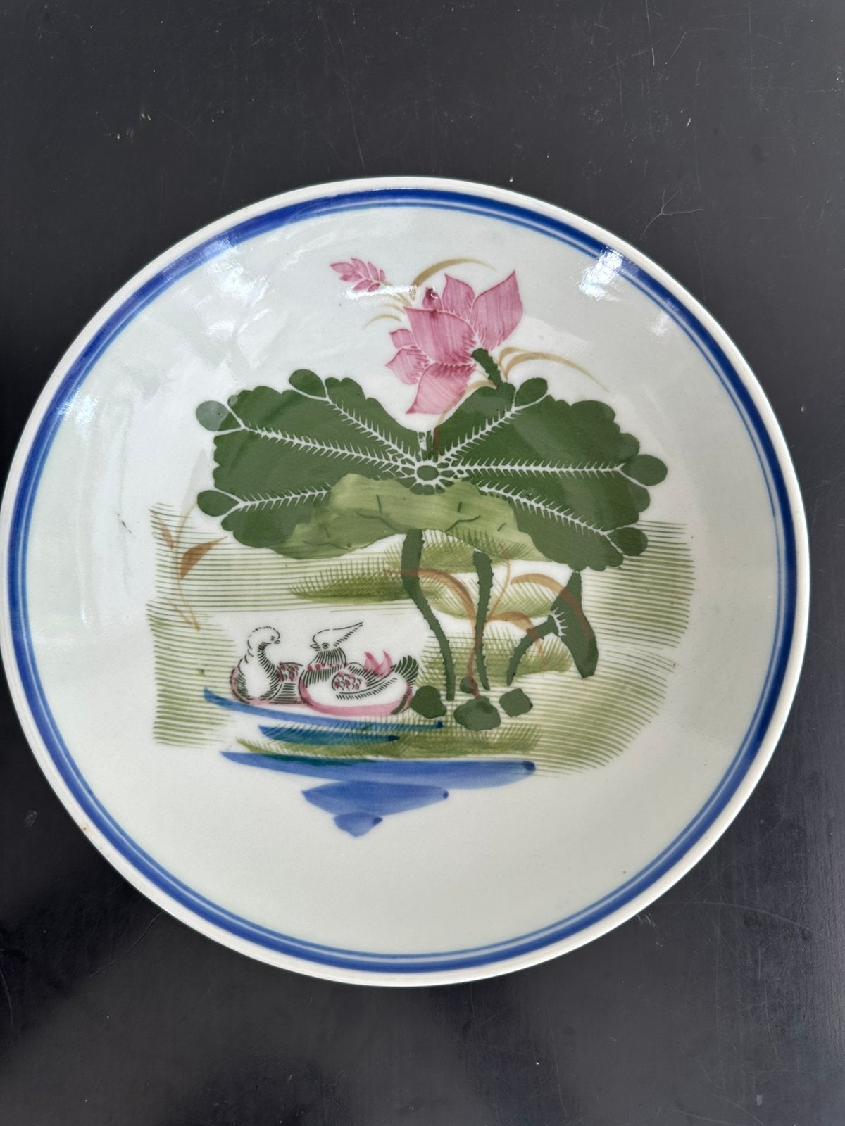 Chinees porseleinbord Eend / waterlelie decor 21 cm, Ophalen of Verzenden