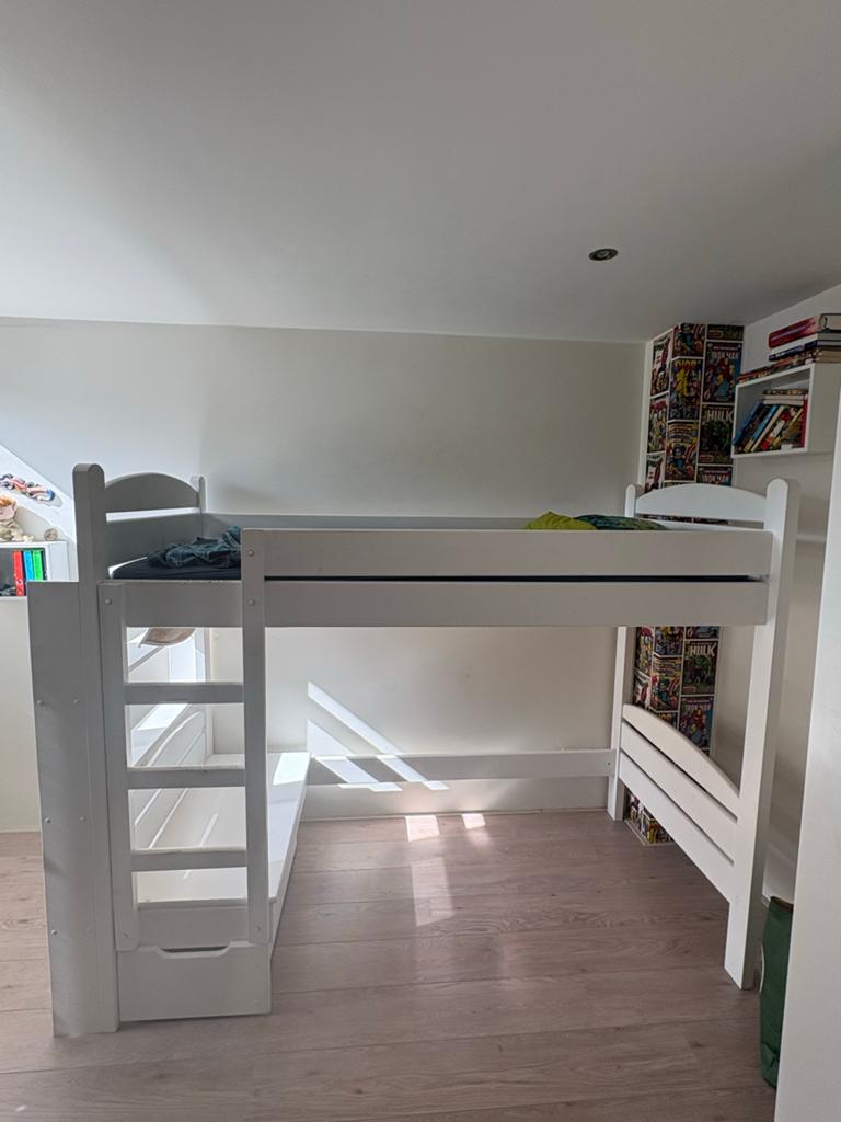 Rockwood Hoogslaper met lade, boekenkastje en bankje, Huis en Inrichting, Slaapkamer | Stapelbedden en Hoogslapers, Ophalen, Hoogslaper