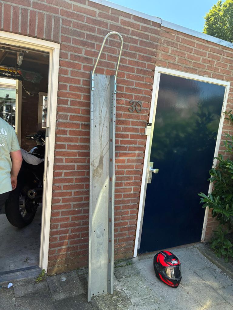 Gegalvaniseerde motorsteun voor aanhanger (2 stuks), Ophalen, Gebruikt