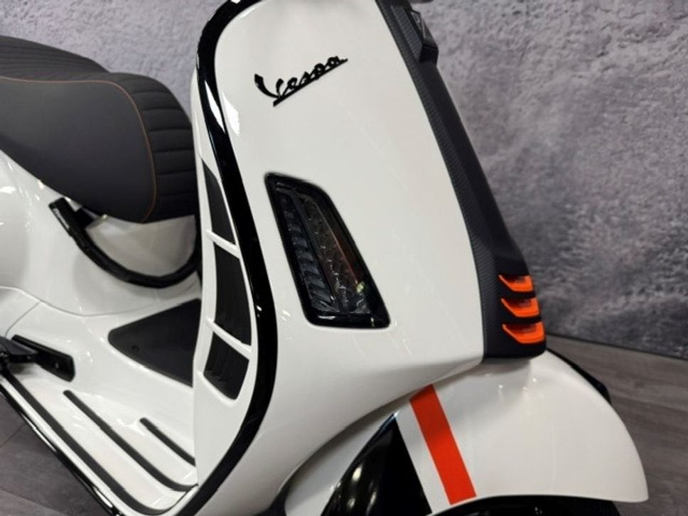 VESPA GTS 300 SUPER SPORT (Topstaat), Scooter, Bedrijf, Onbekend, Onbekend