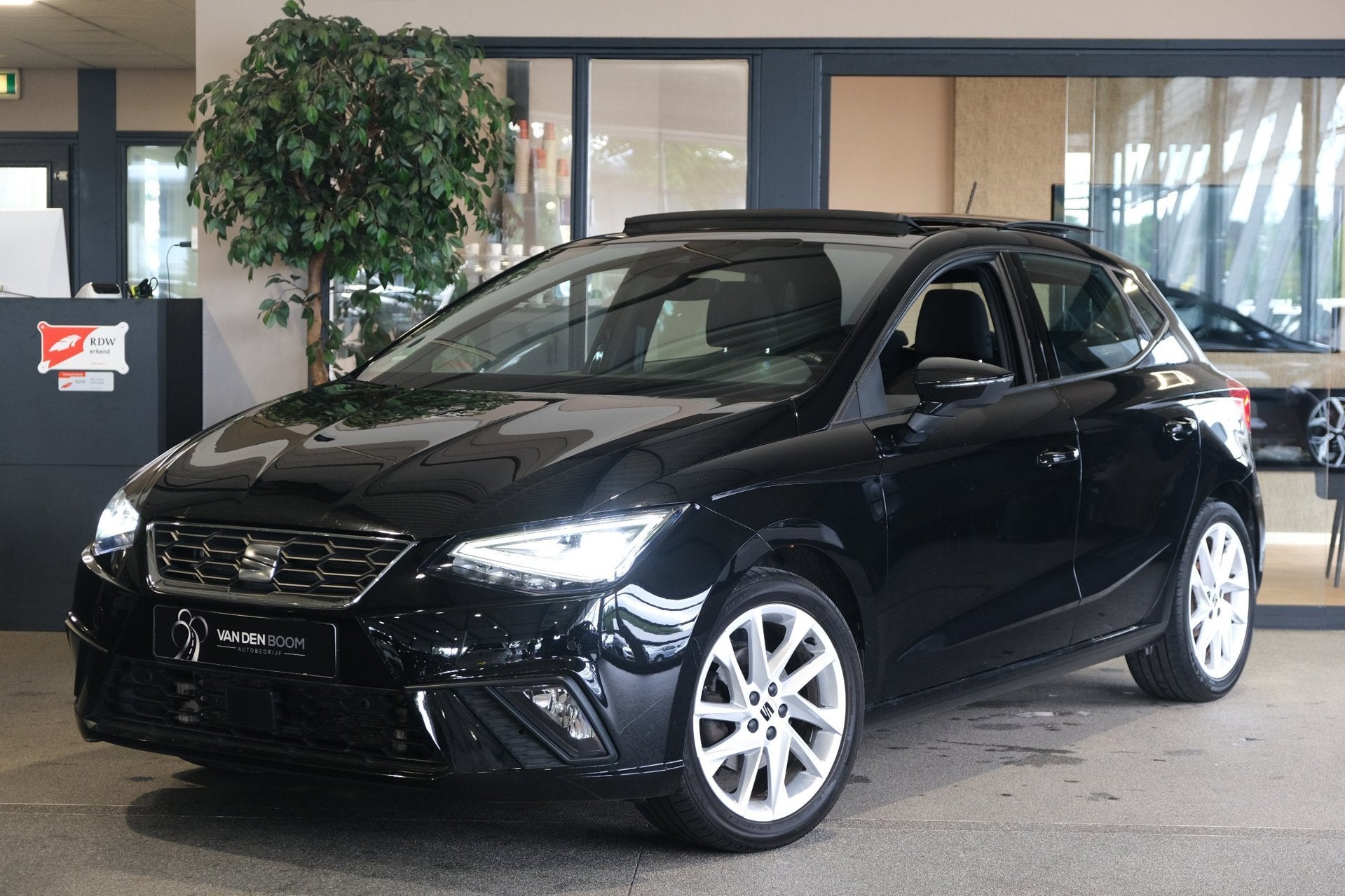 Seat Ibiza 1.0 EcoTSI FR 110PK DSG Facelift Pano Virtual Led, Auto's, Seat, Stof, Gebruikt, 580 kg, Origineel Nederlands