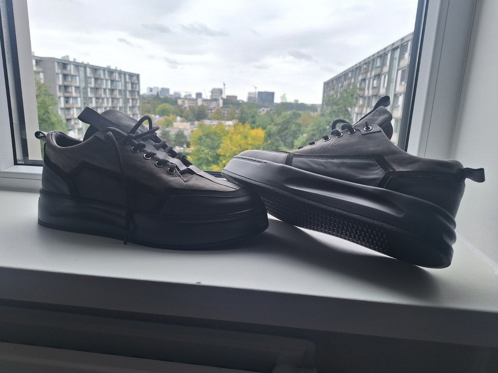 Nette halfhoge schoenen echt leer. maat 43 - Tamer Tanca, Overige kleuren, Nieuw, Ophalen of Verzenden, Veterschoenen