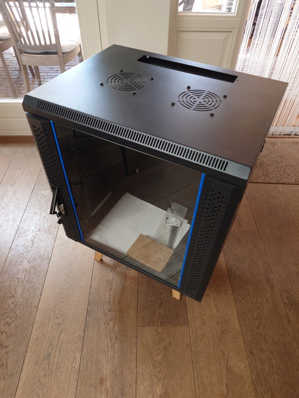 Serverkast/patchkast 19 inch 12U, Ophalen, Zo goed als nieuw, Glas