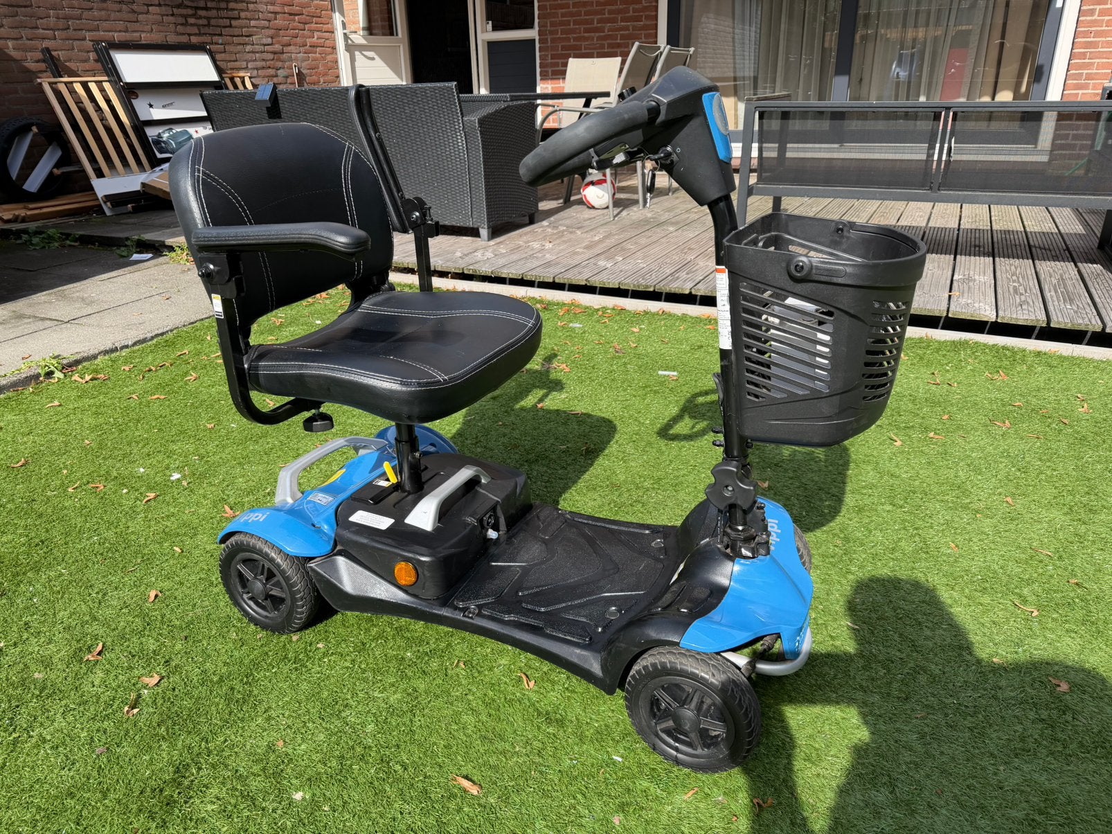 Opvouwbare scootmobiel, Ophalen of Verzenden, Zo goed als nieuw, 10 km/u of minder