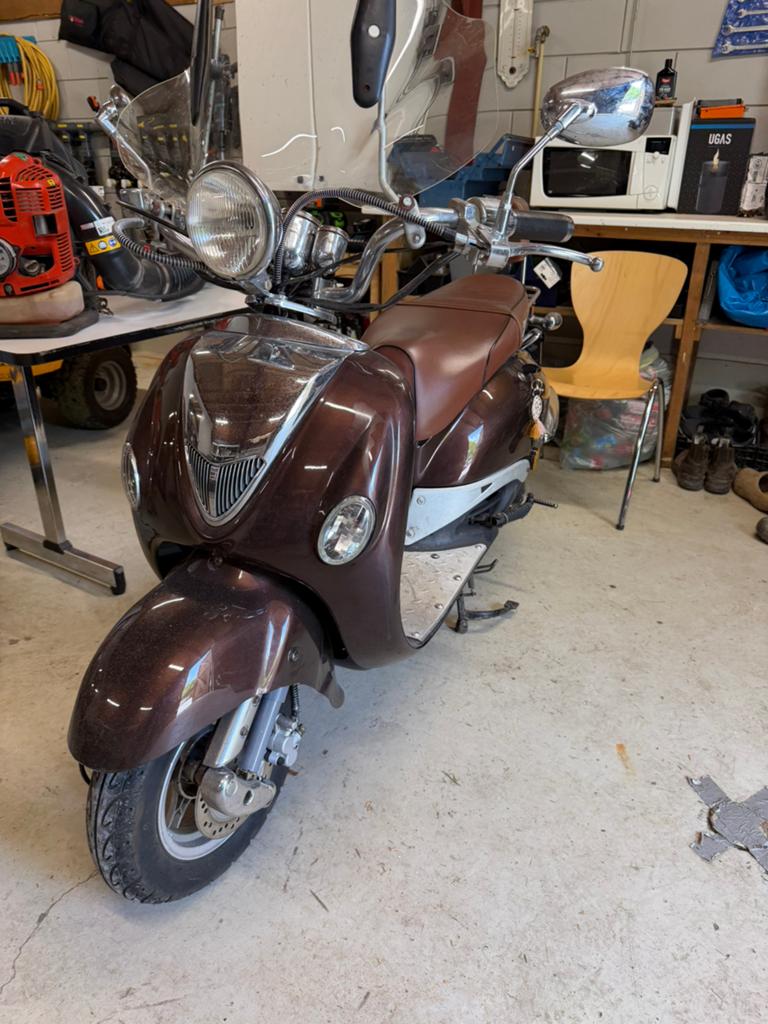 Scooter, Ophalen, Zo goed als nieuw, Benzine, Overige merken