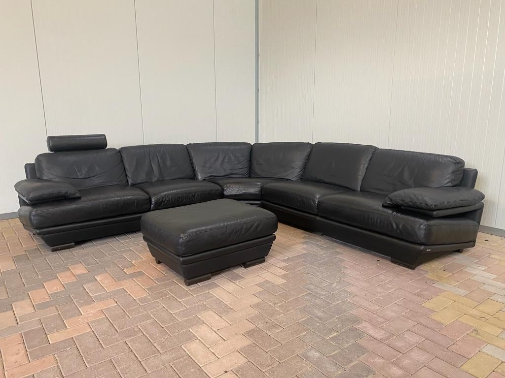 Natuzzi Plaza Hoekbank met Hocker –- Gratis Levering, 250 tot 300 cm, Minder dan 75 cm, Hoekbank, Leer
