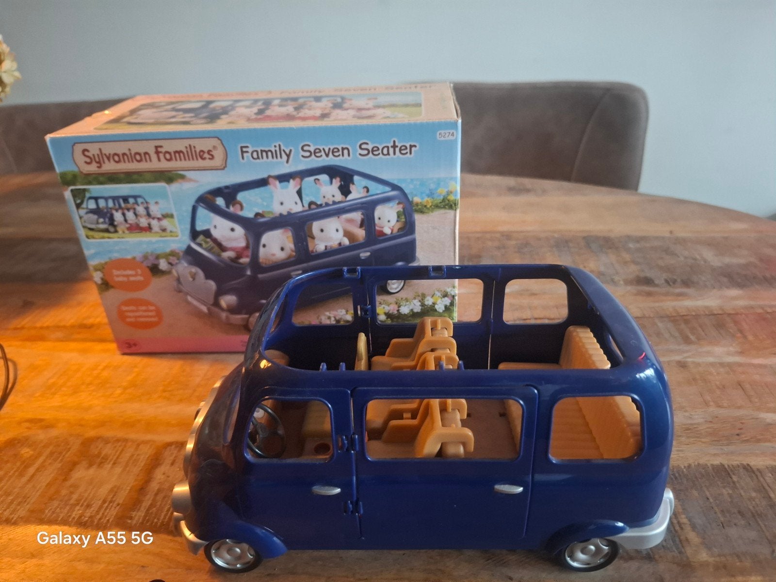 sylvanian family seven seater 5274, Kinderen en Baby's, Ophalen of Verzenden, Zo goed als nieuw, Poppenhuis