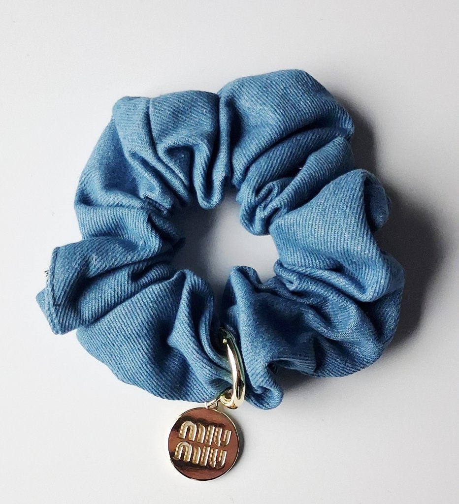 Super leuke spijkerstof scrunchie, Sieraden, Tassen en Uiterlijk, Uiterlijk | Haarverzorging, Ophalen of Verzenden, Nieuw