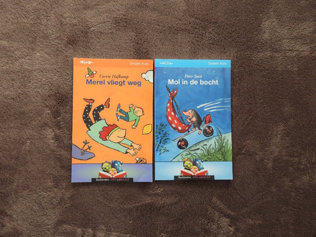 Zwijsen Boekbeesten 2 stuks, Non-fictie, Diverse auteurs, Ophalen of Verzenden, Zo goed als nieuw