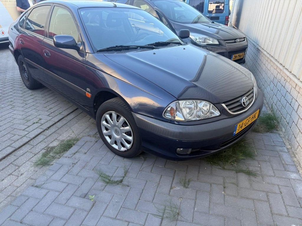 Toyota Avensis 2.0-16V Linea Sol (bj 2000), Auto's, 13 km/l, 1998 cc, 150 pk, Blauw