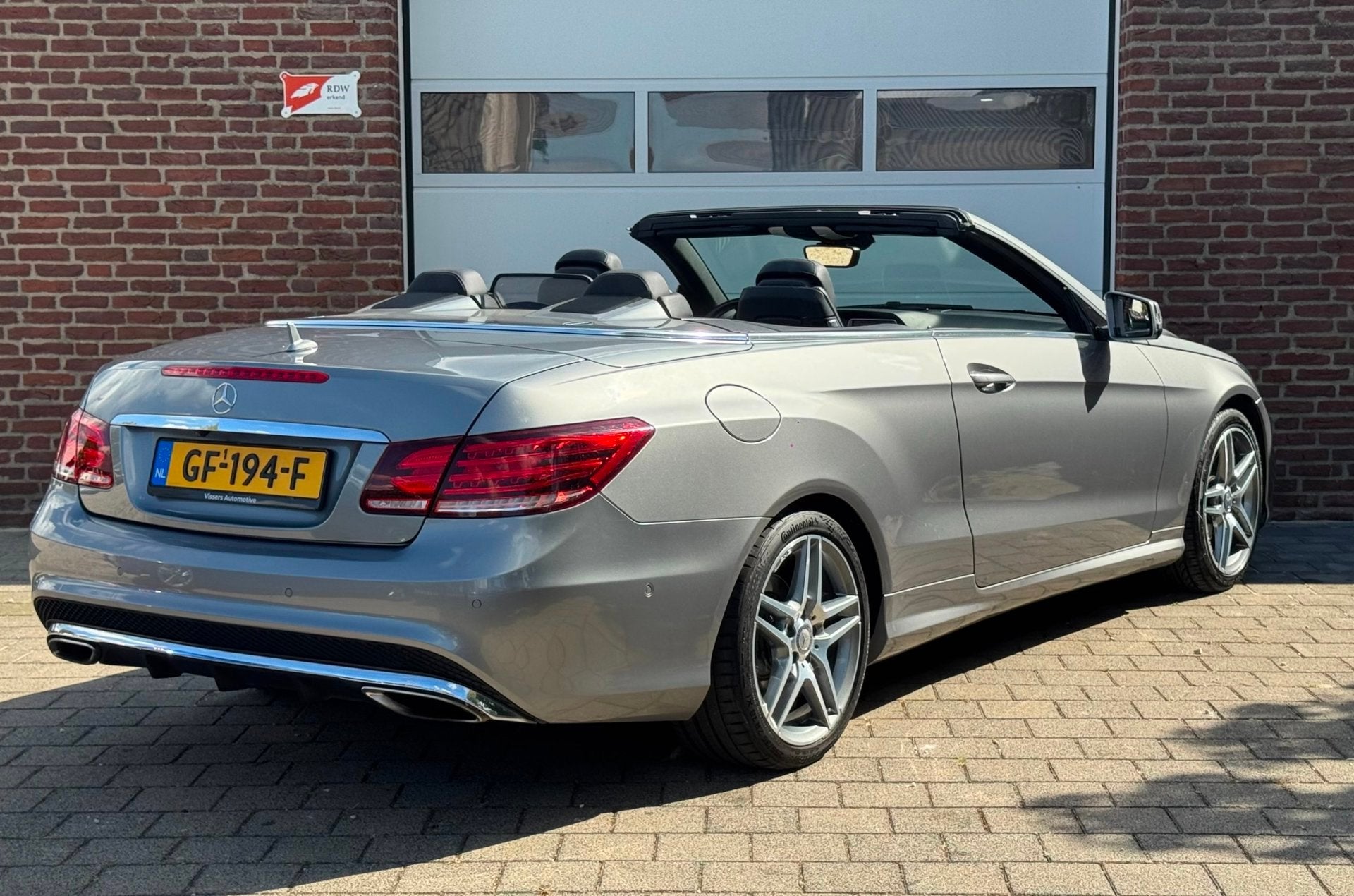 Mercedes-Benz E-klasse Cabrio 200 Prestige|AMG-Line|Airscarf, Auto's, Achterwielaandrijving, 4 cilinders, Cabriolet, 4 stoelen