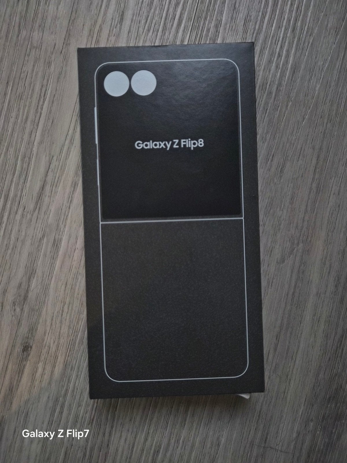 Foto 2 van nieuwe samsung galaxy Z flip 8