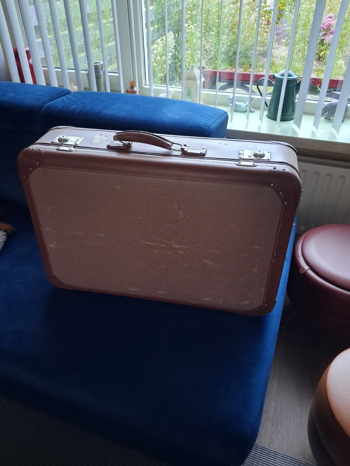 Vintage bruine gestippelde koffer., Ophalen