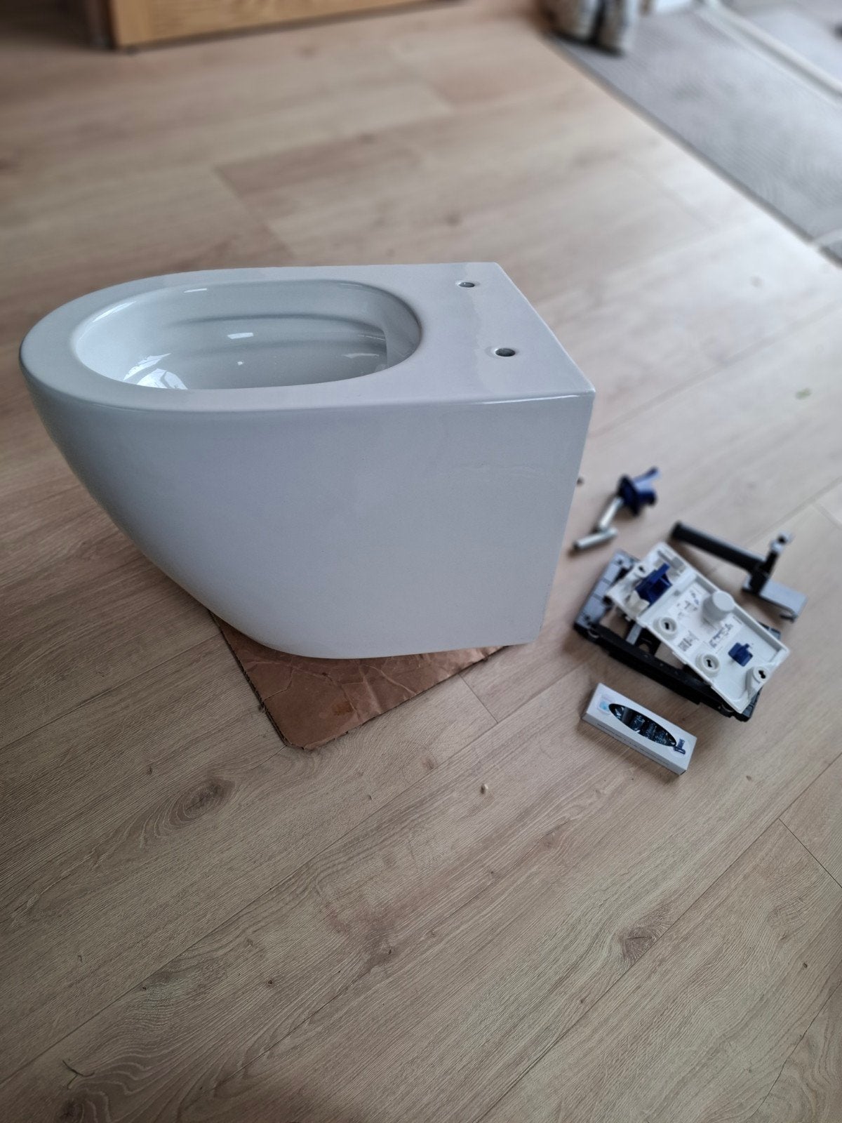Wandcloset wc pot, Ophalen, Zo goed als nieuw, Toilet