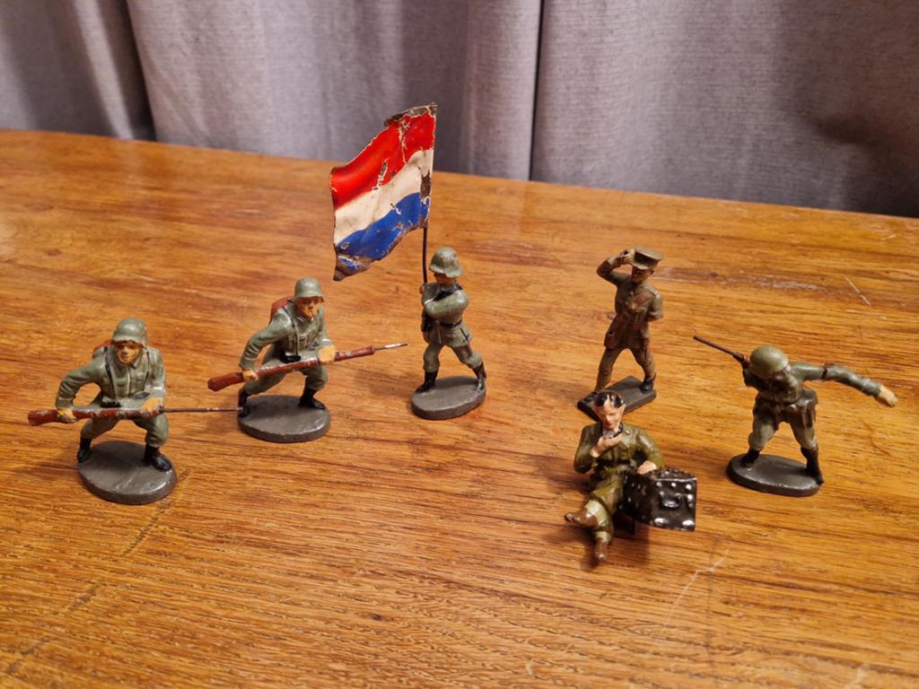 6X Duro Nederlandse soldaten, 3 met gebreken, Gebruikt, Duro, Ophalen of Verzenden, Duro