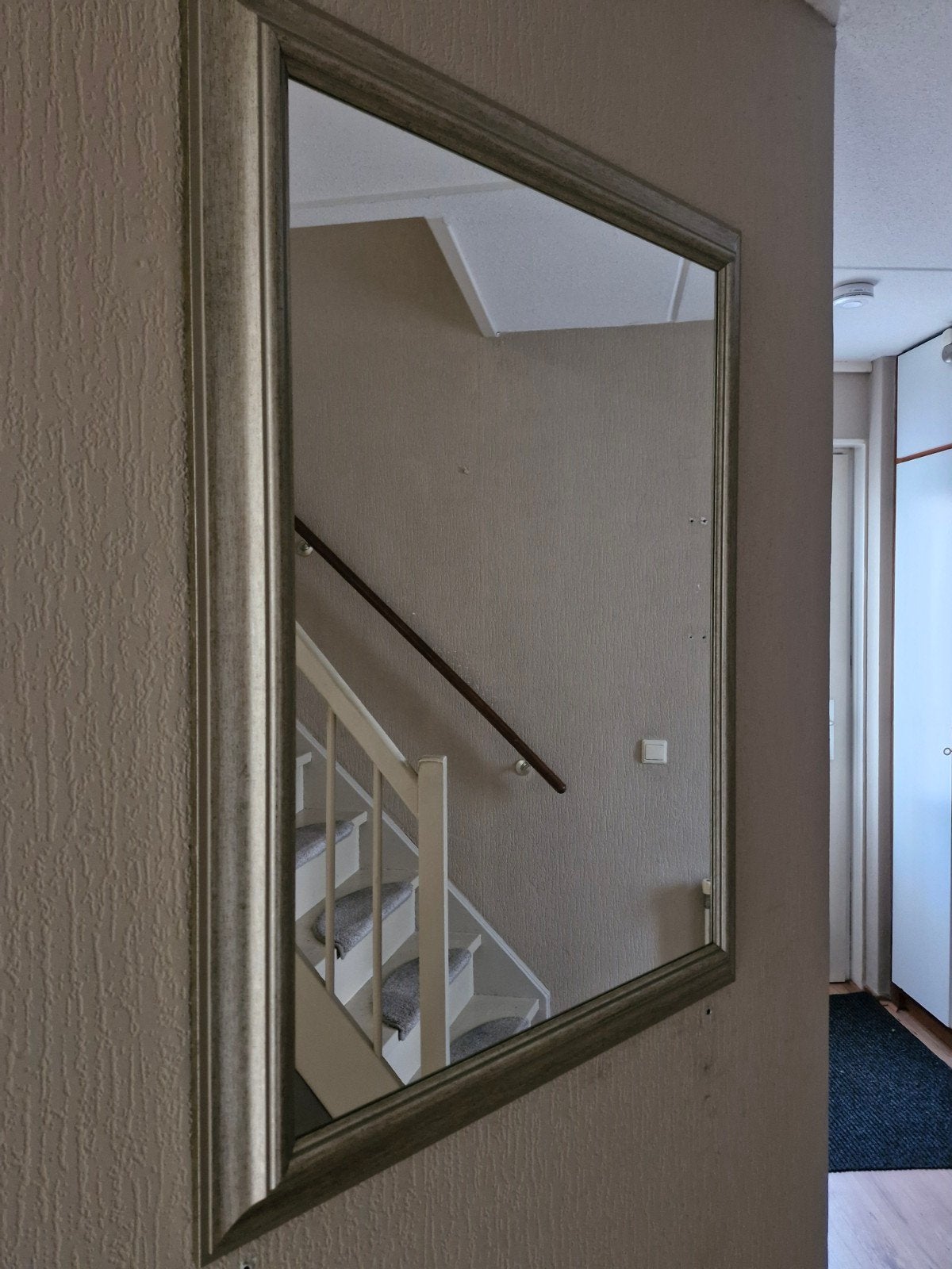 Grote spiegel met zilver lijst, Huis en Inrichting, Woonaccessoires | Spiegels, Ophalen, Gebruikt, 100 tot 150 cm, Rechthoekig
