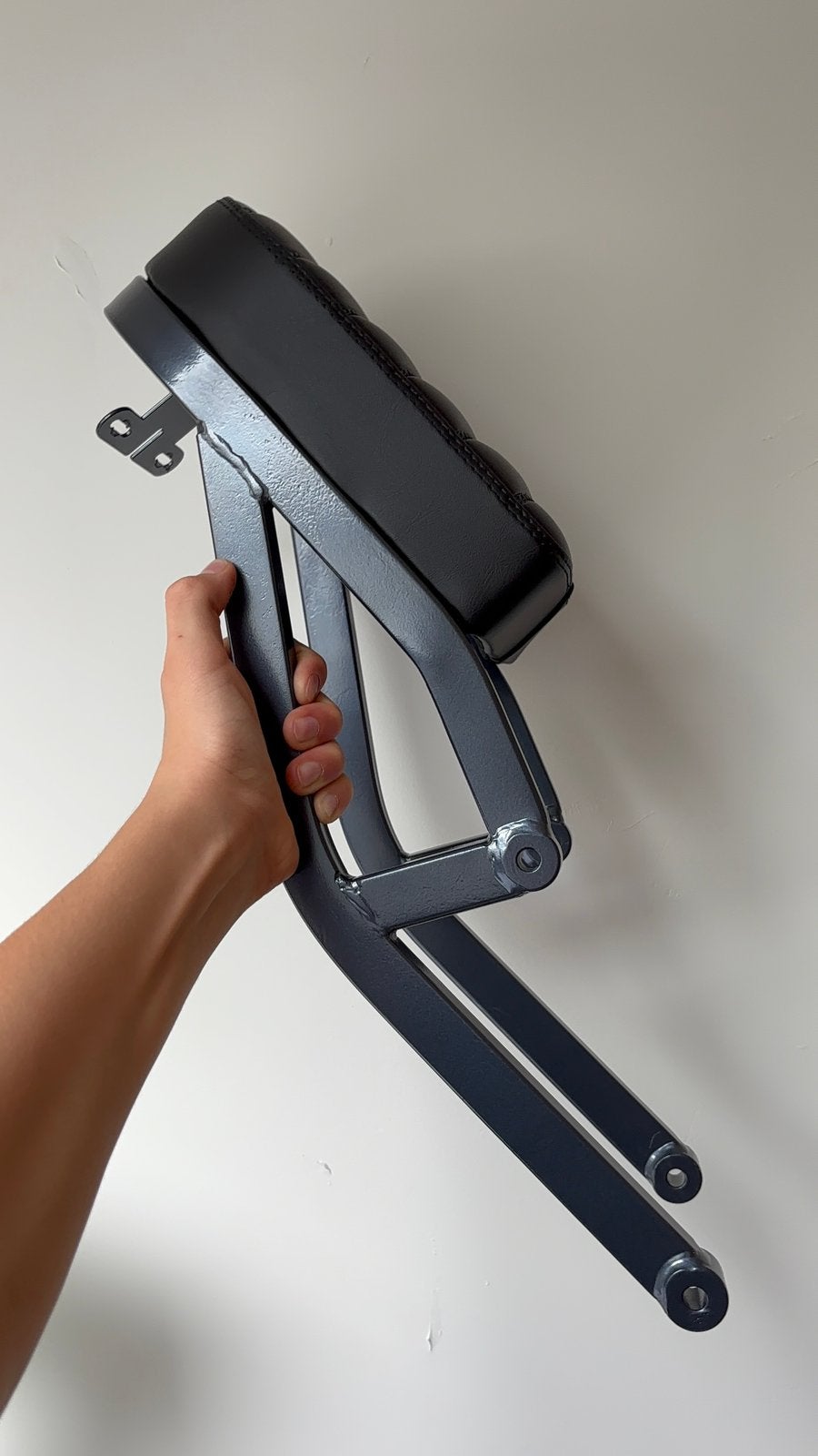 V20 achterzitje donkergrijs prachtige kleur NIEUW, 59 cm of meer, Ophalen of Verzenden, Zo goed als nieuw, Overige merken