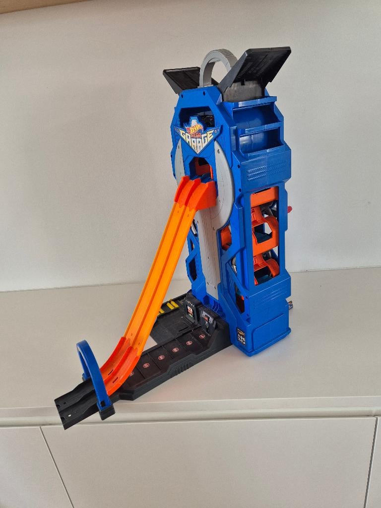 Hotwheels toren/garage, Kinderen en Baby's, Speelgoed | Racebanen, Ophalen, Hot Wheels, Handmatig, Racebaan