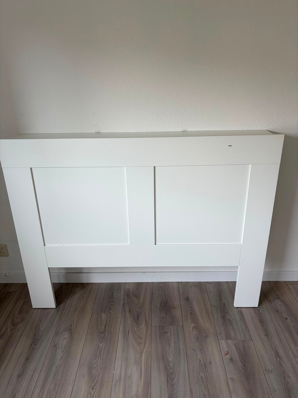 Brimnes Ikea hoofdeinde, Huis en Inrichting, Slaapkamer | Bedden, Ophalen, Gebruikt, Wit, Tweepersoons